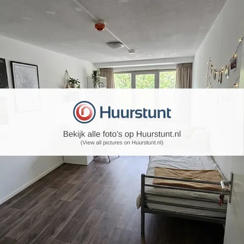 Woning aan de Tourniairestraat te Amsterdam